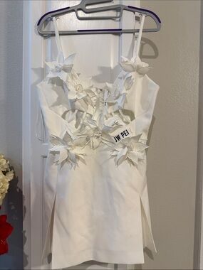JW PEI | Dresses | Jw Pei White Strapless Floral Mini Dress | Poshmark JW PEI | Dresses | Jw Pei White Strapless Floral Mini Dress | Poshmark